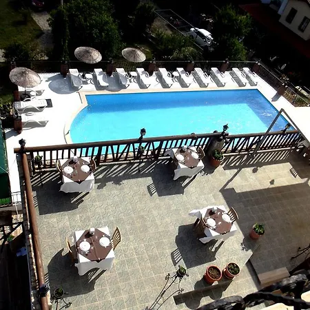 Отель Knidos *